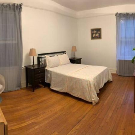 Cozy 2 Bedroom Apartment In Queens New York Dış mekan fotoğraf